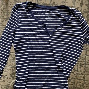 GAP split neck casual T-shirt